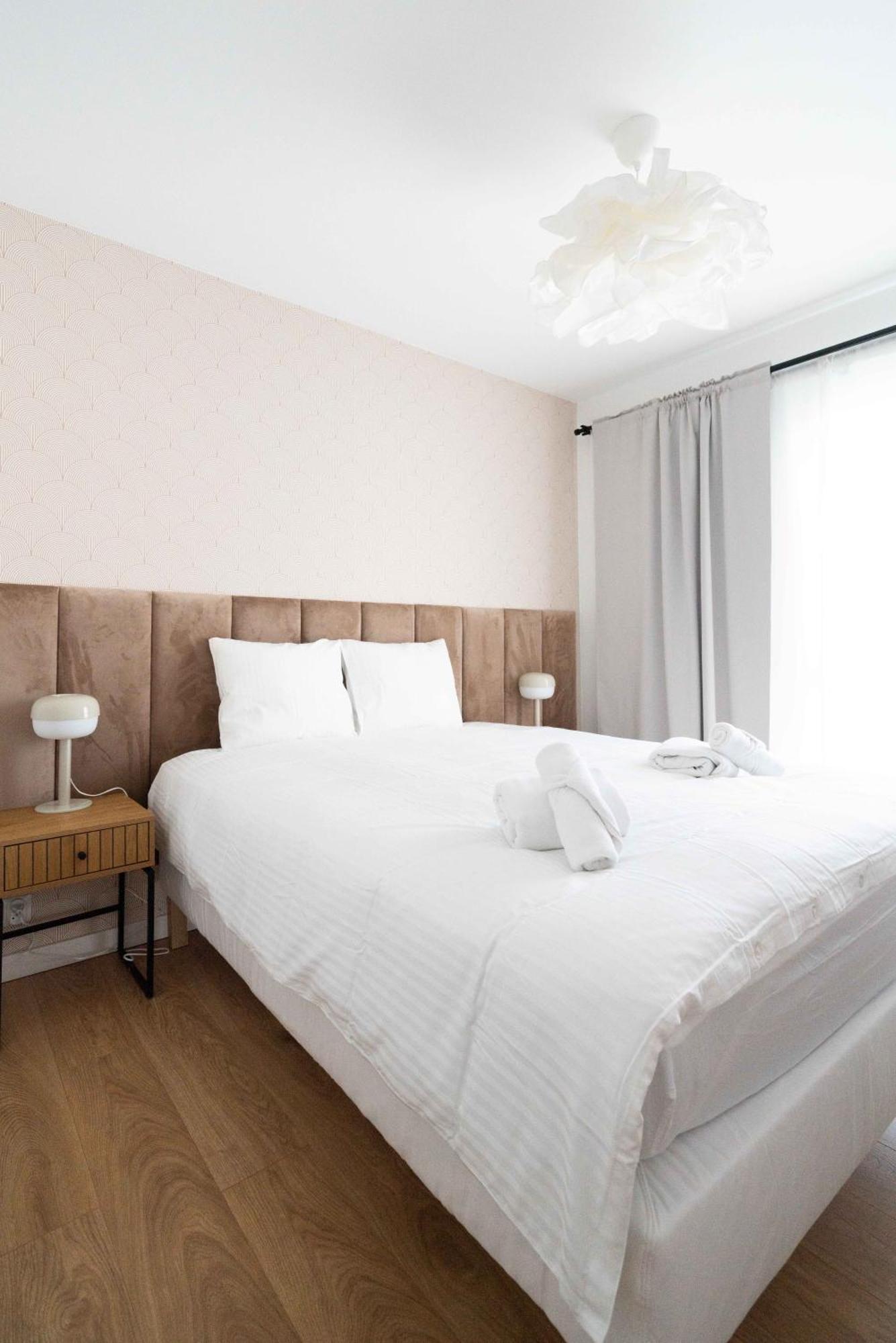 Aparthotel Weissa 7 Krakau Exterior foto